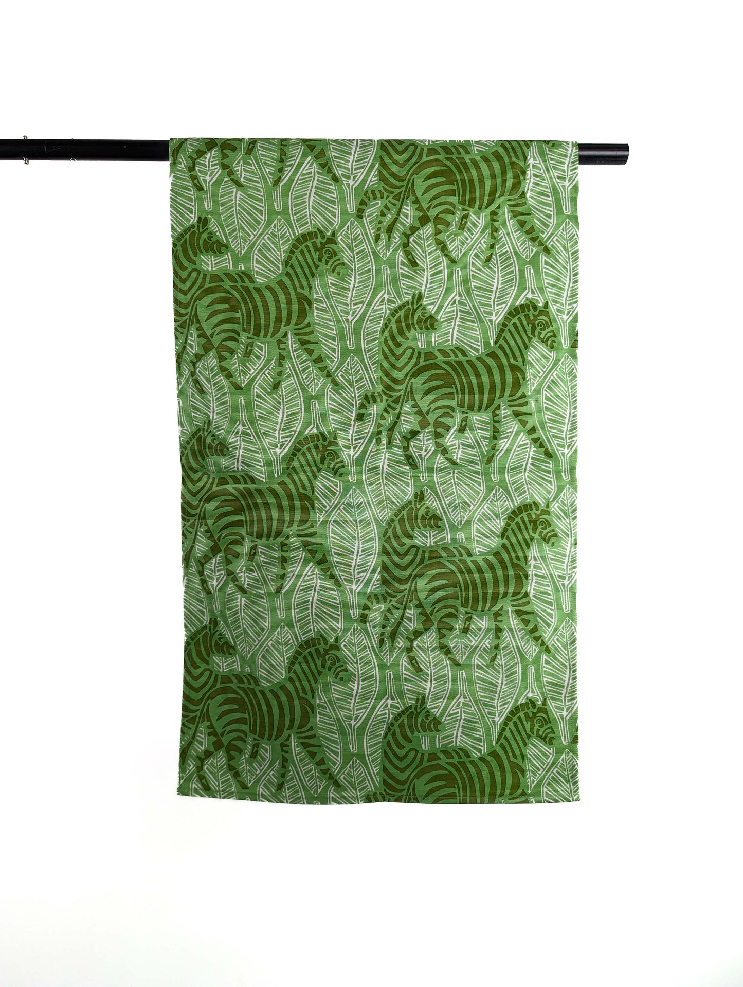 Green table runner zebra range